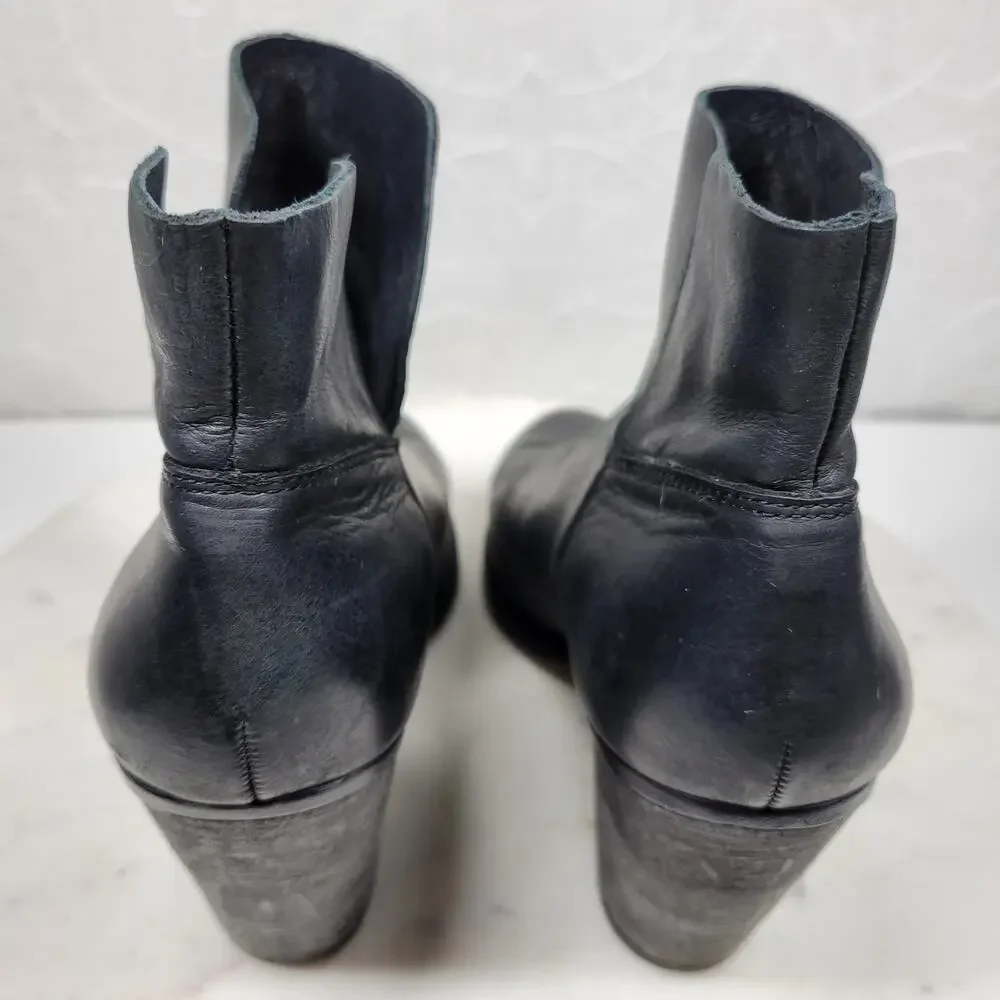 Vince‎ Camuto Helyn Ankle Boots Womens 8.5 Black Soft Leather Pull On Block Heel